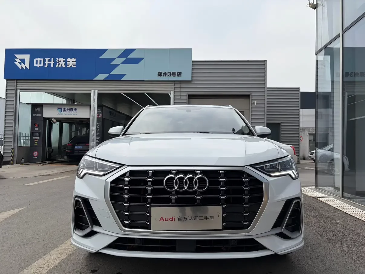 Audi Q3