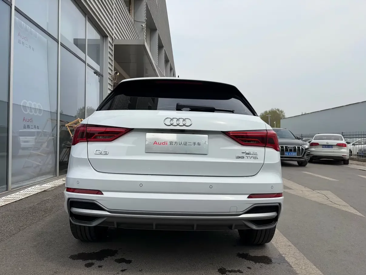 Audi Q3