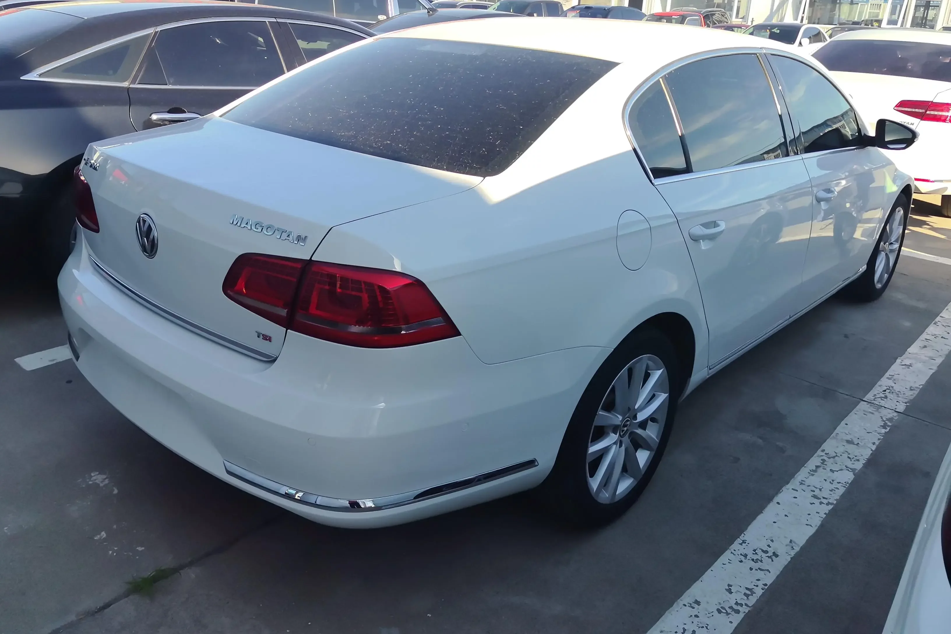 Volkswagen Magotan