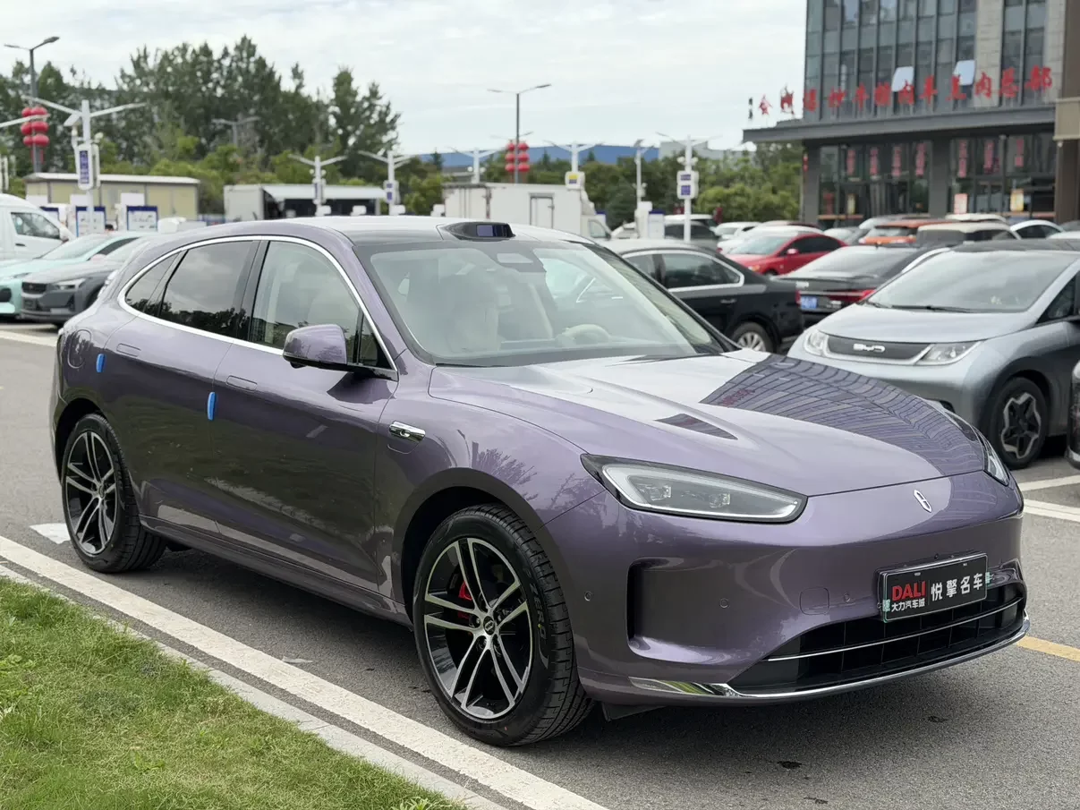 AITO M5