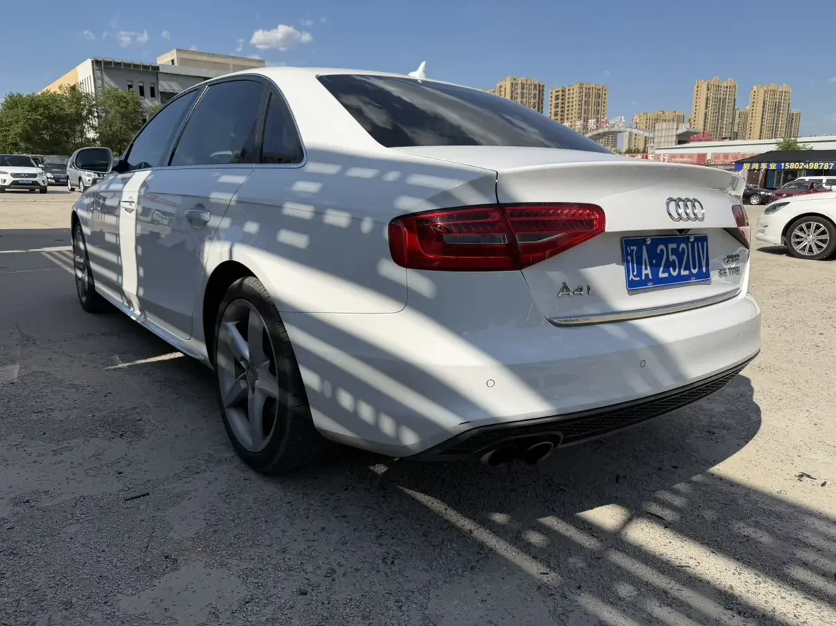 Audi A4L