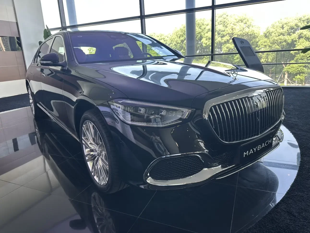 Mercedes-Benz Maybach S-Class