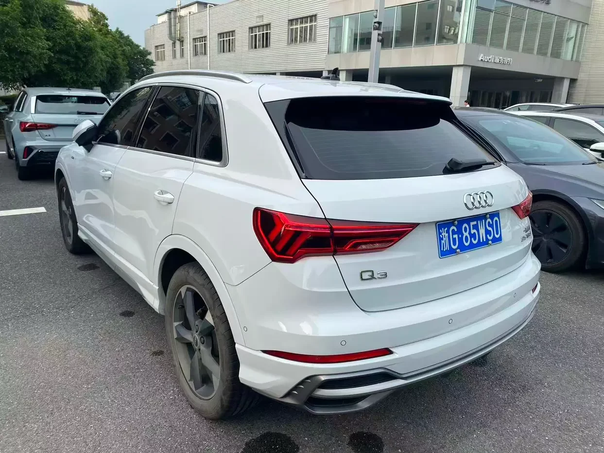 Audi Q3