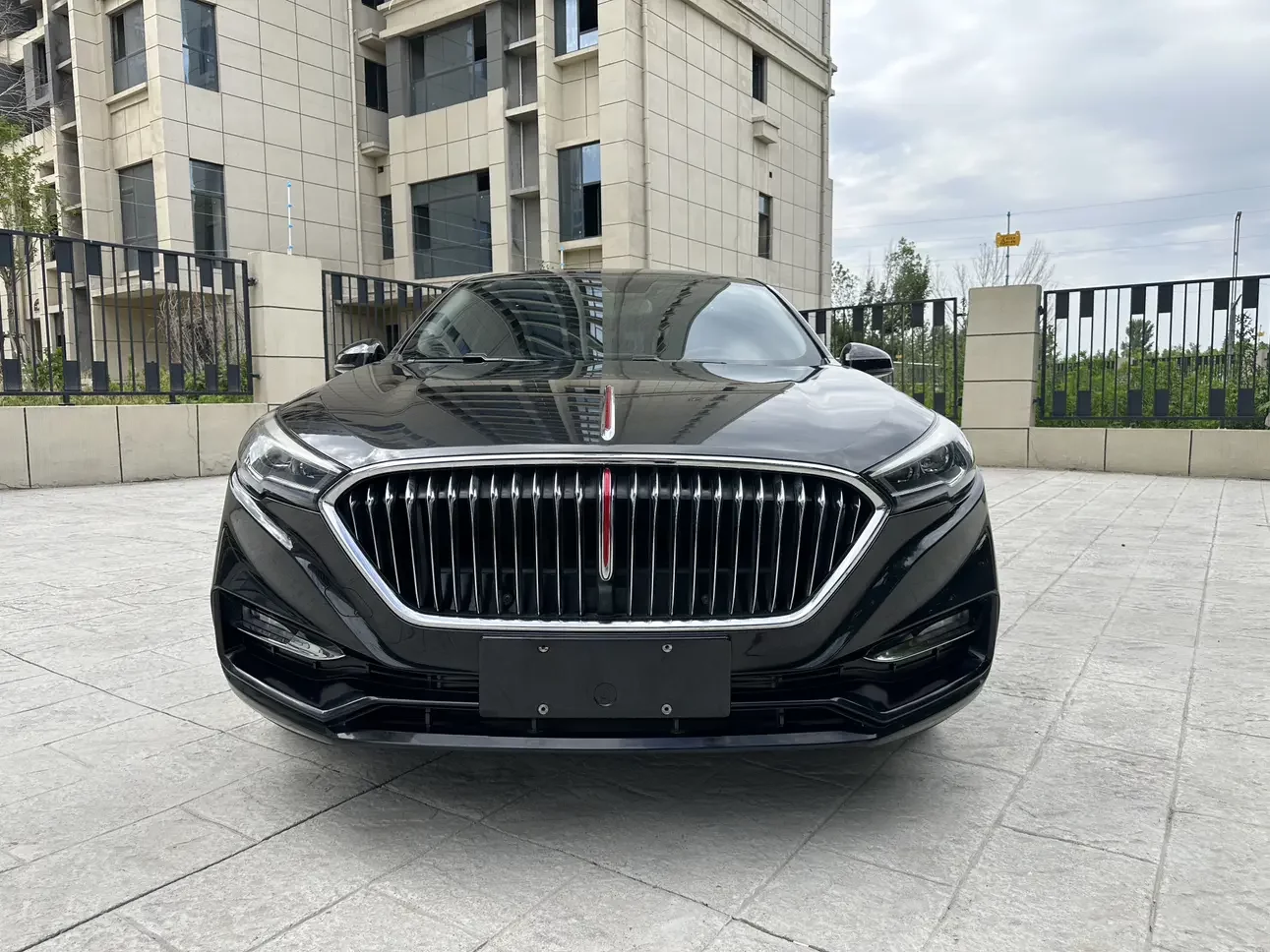 Hongqi H5 classic
