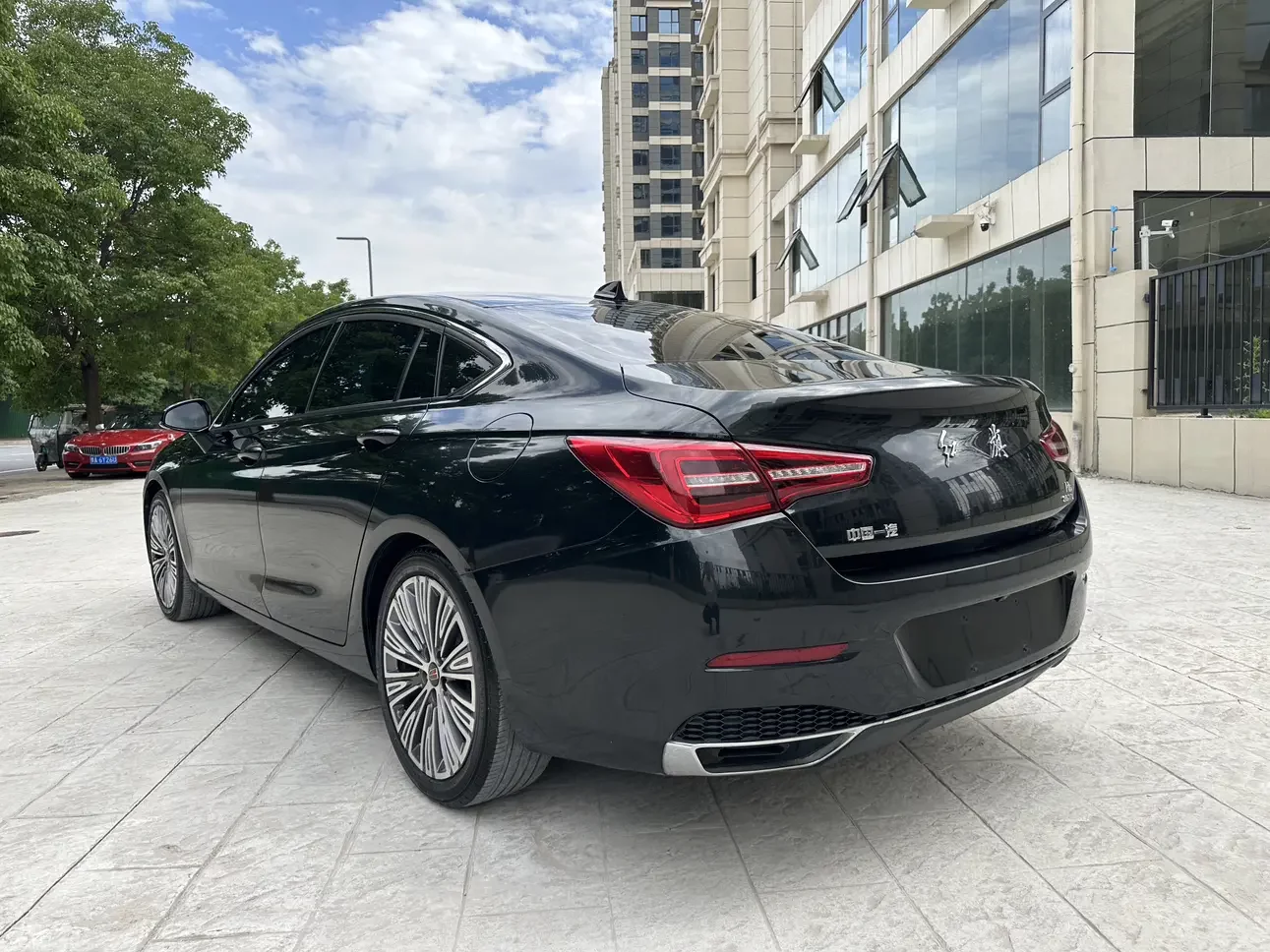 Hongqi H5 classic