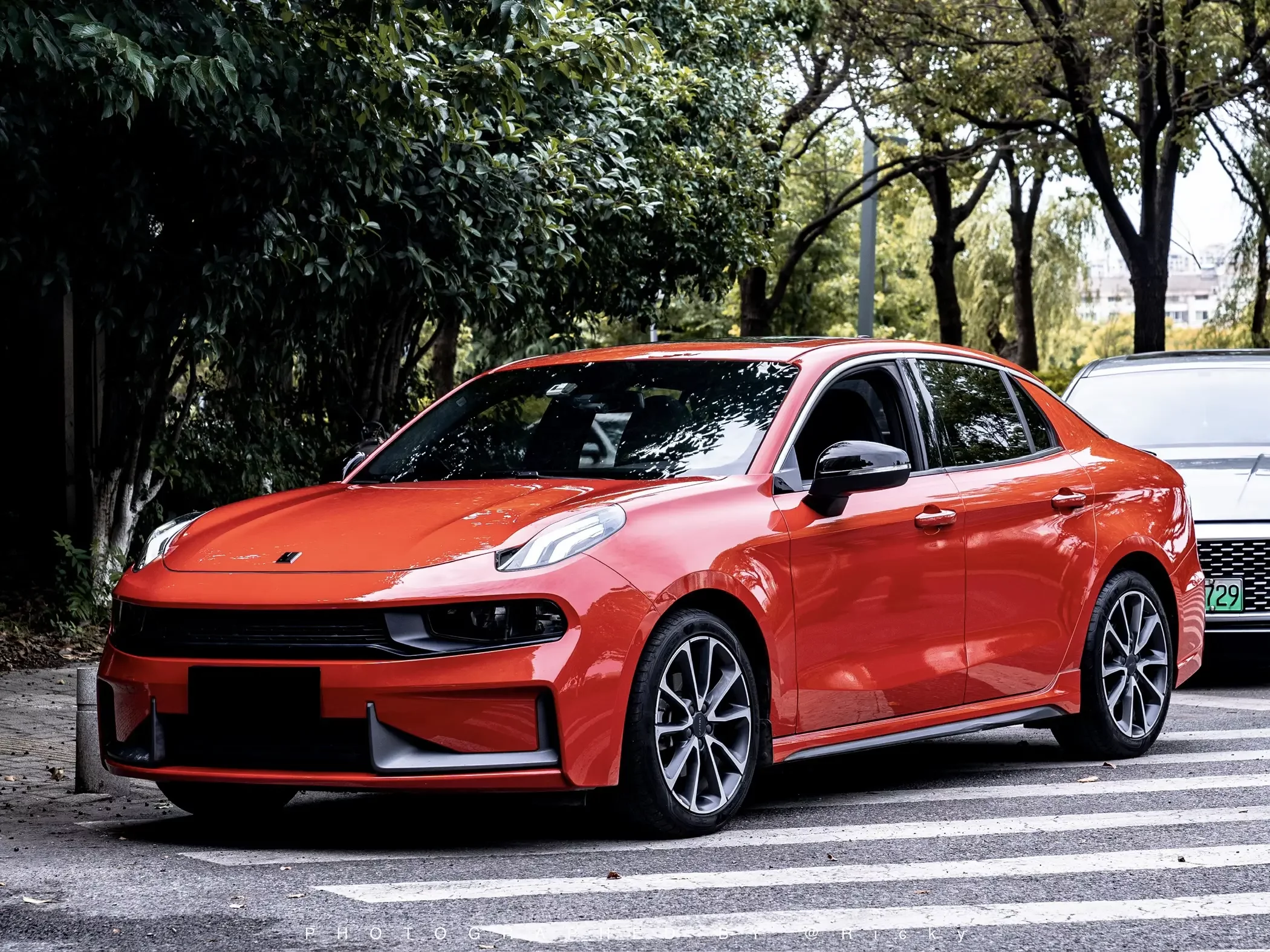 Lynk & Co 03