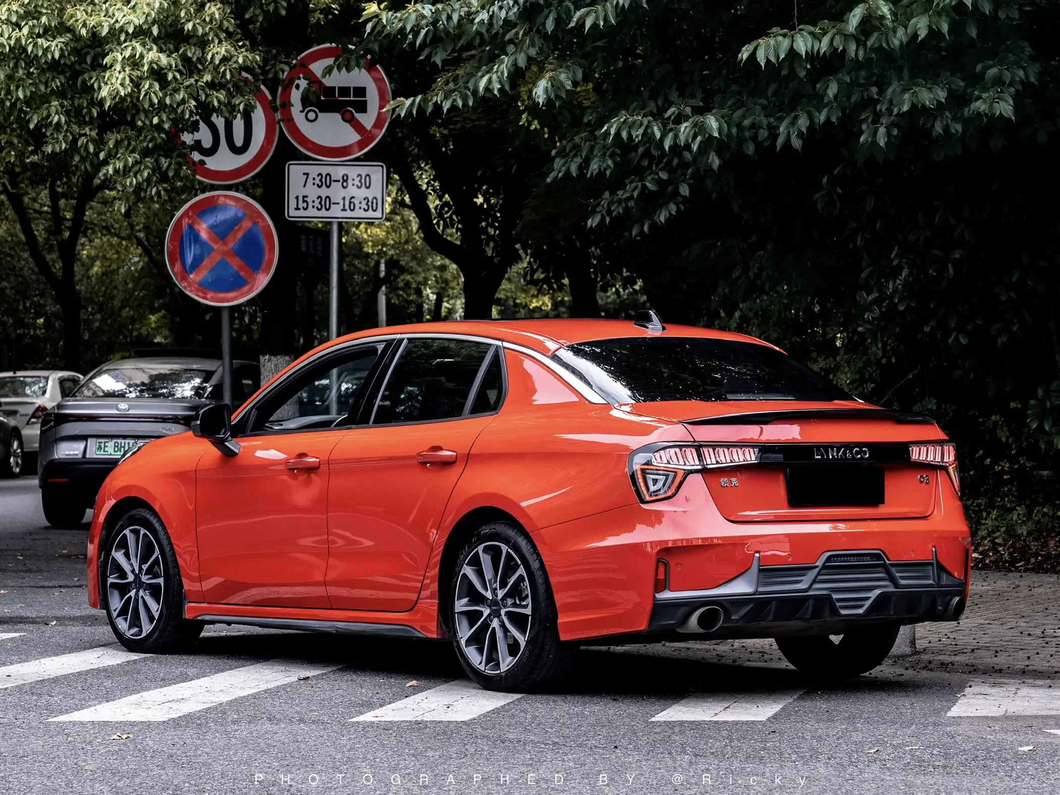 Lynk & Co 03
