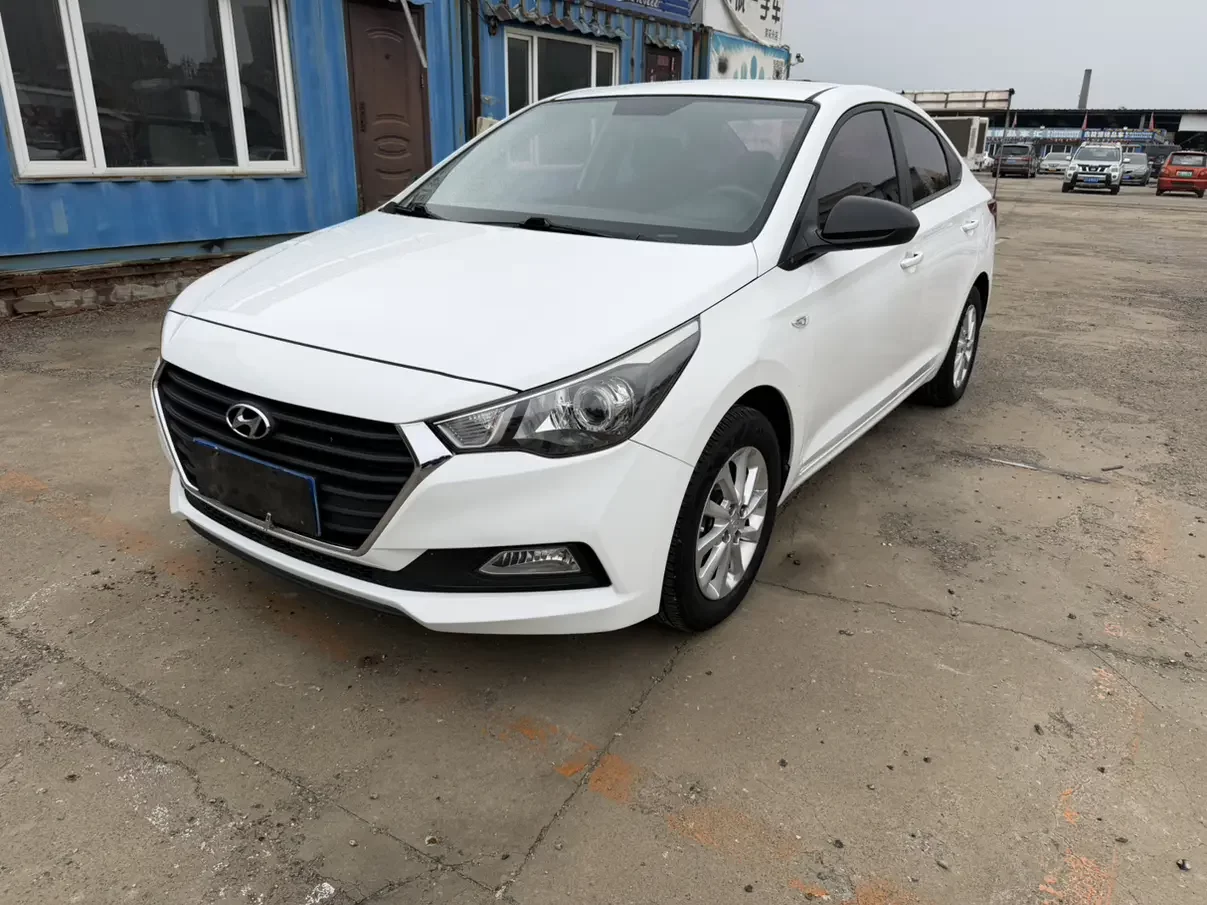 Hyundai Accept
