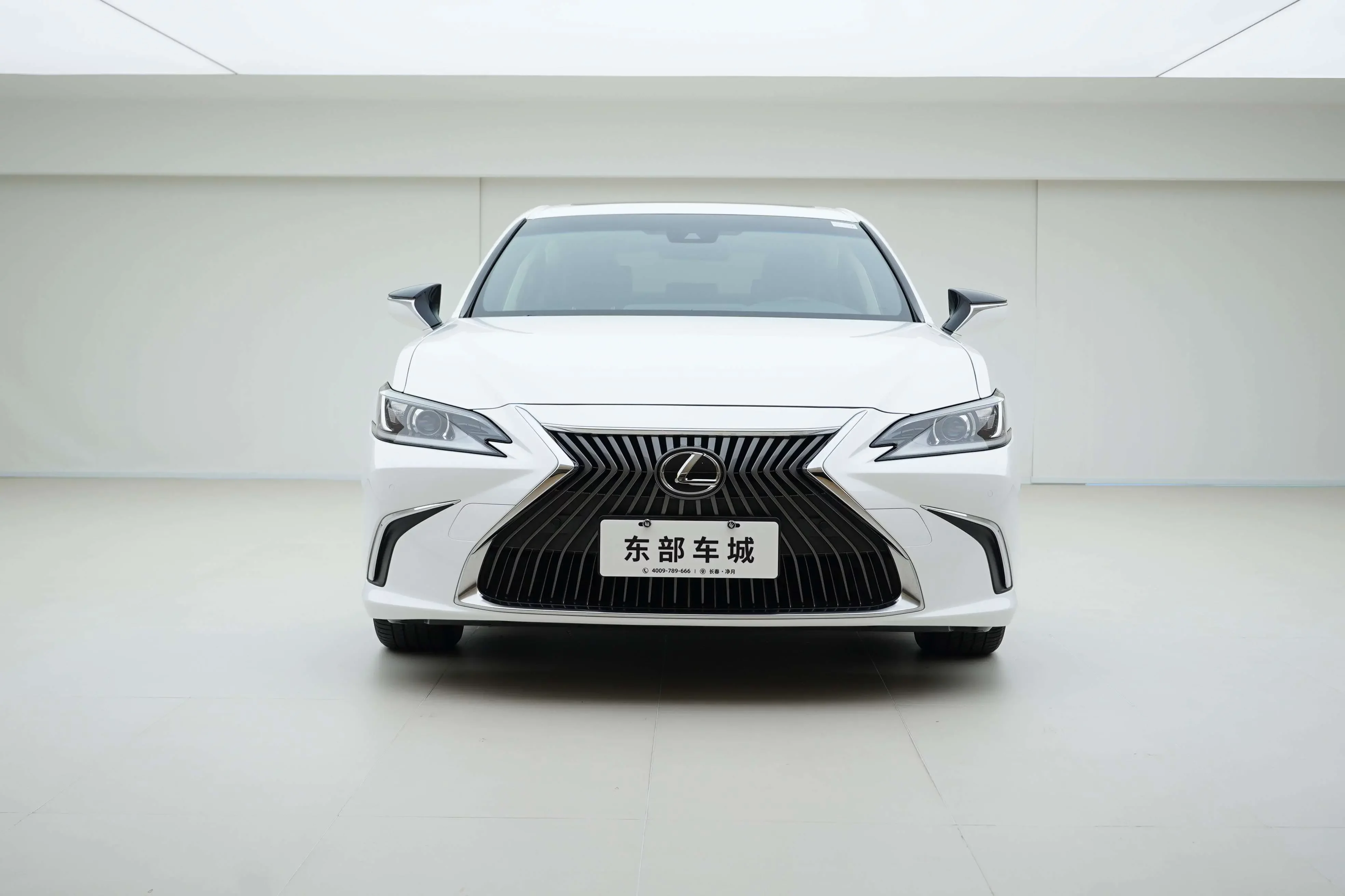 Lexus ES  из Китая