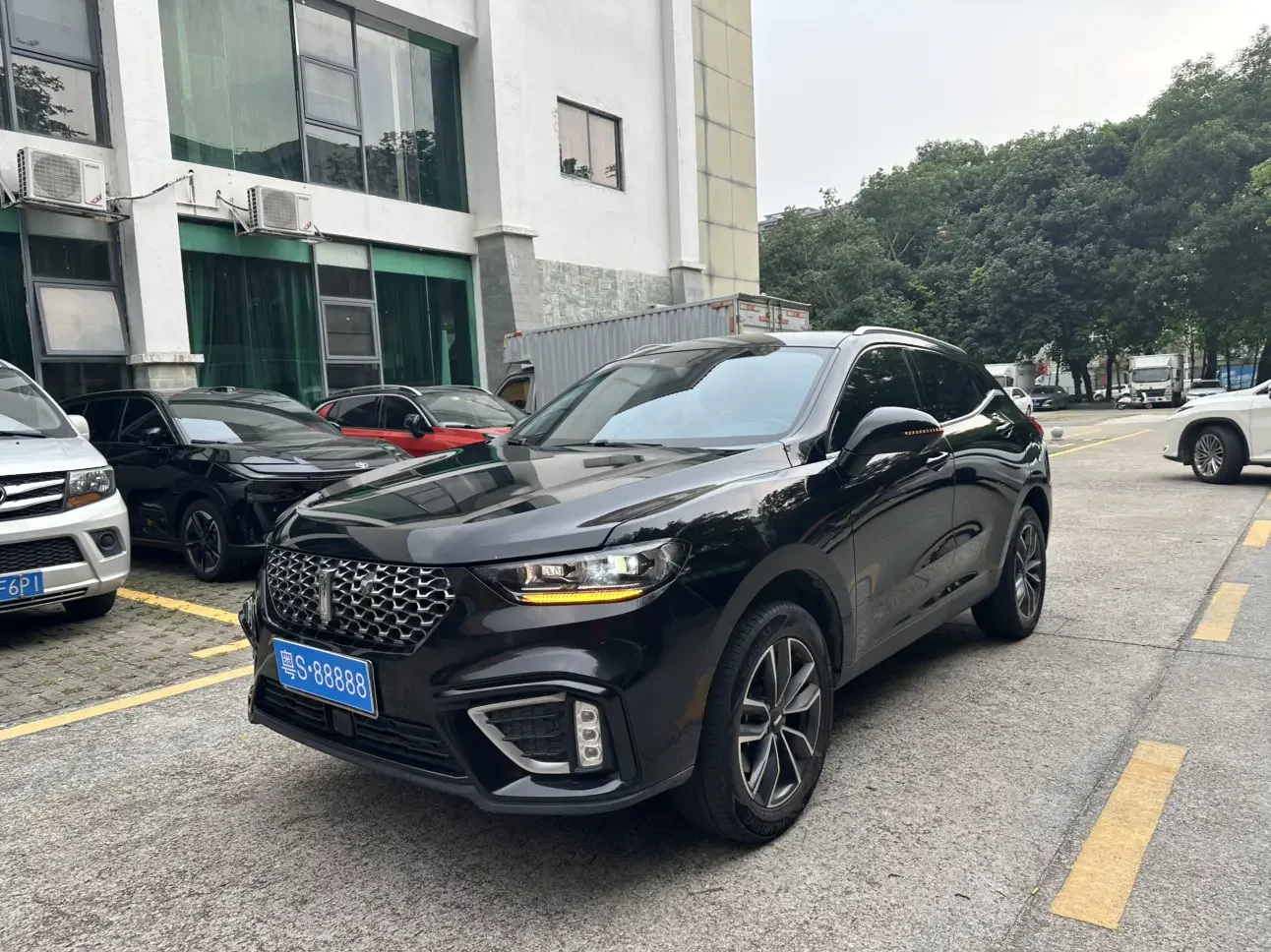 Wey Wei brand VV5