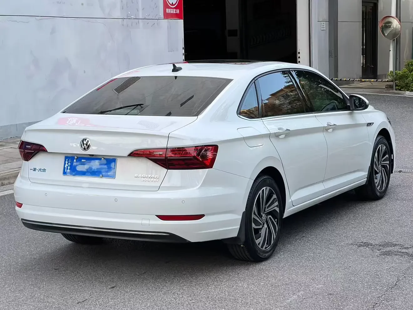 Volkswagen Sagitar