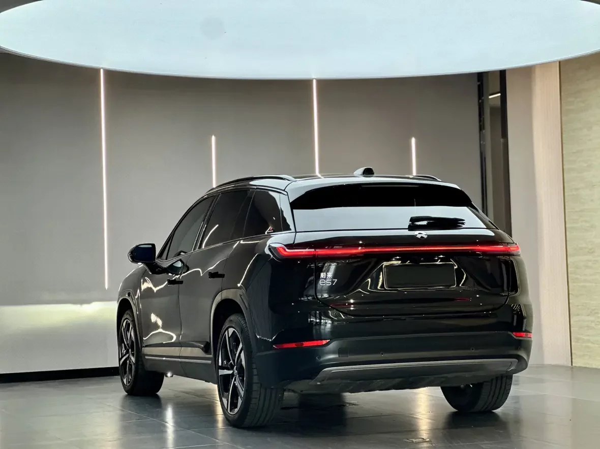 NIO ES7