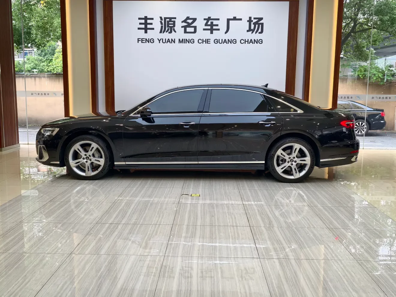 Audi A8