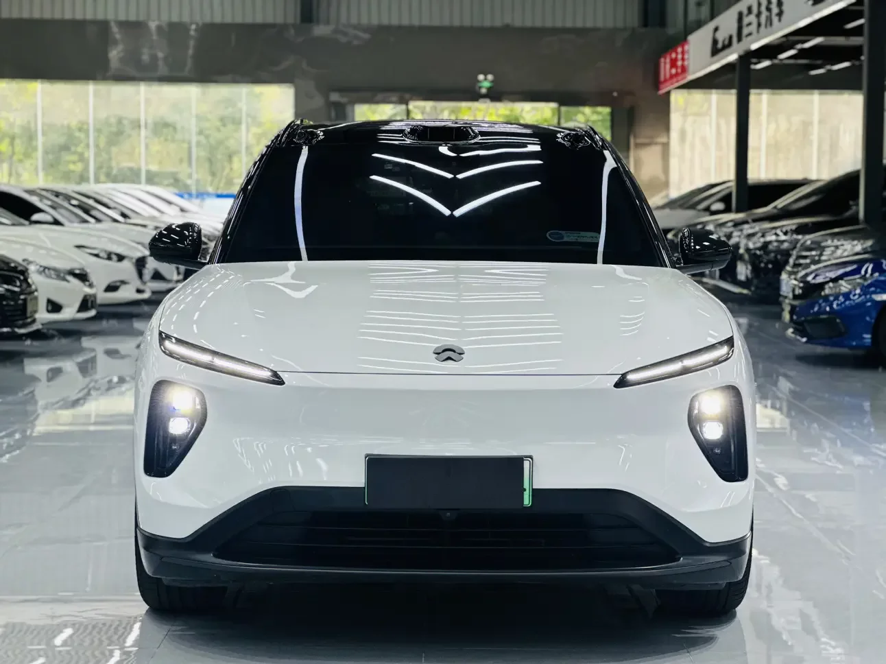 NIO ES6