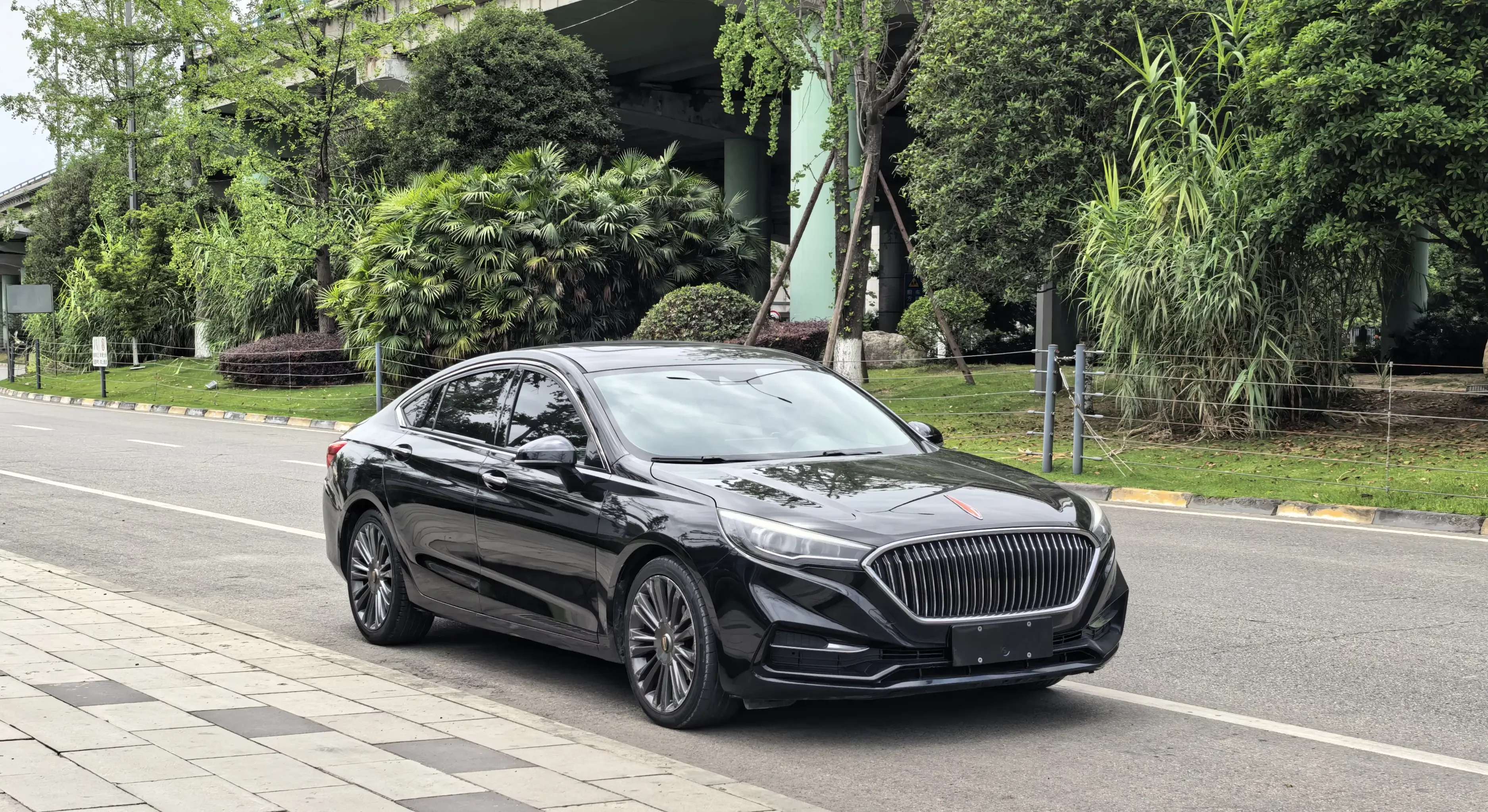 Hongqi H5 classic