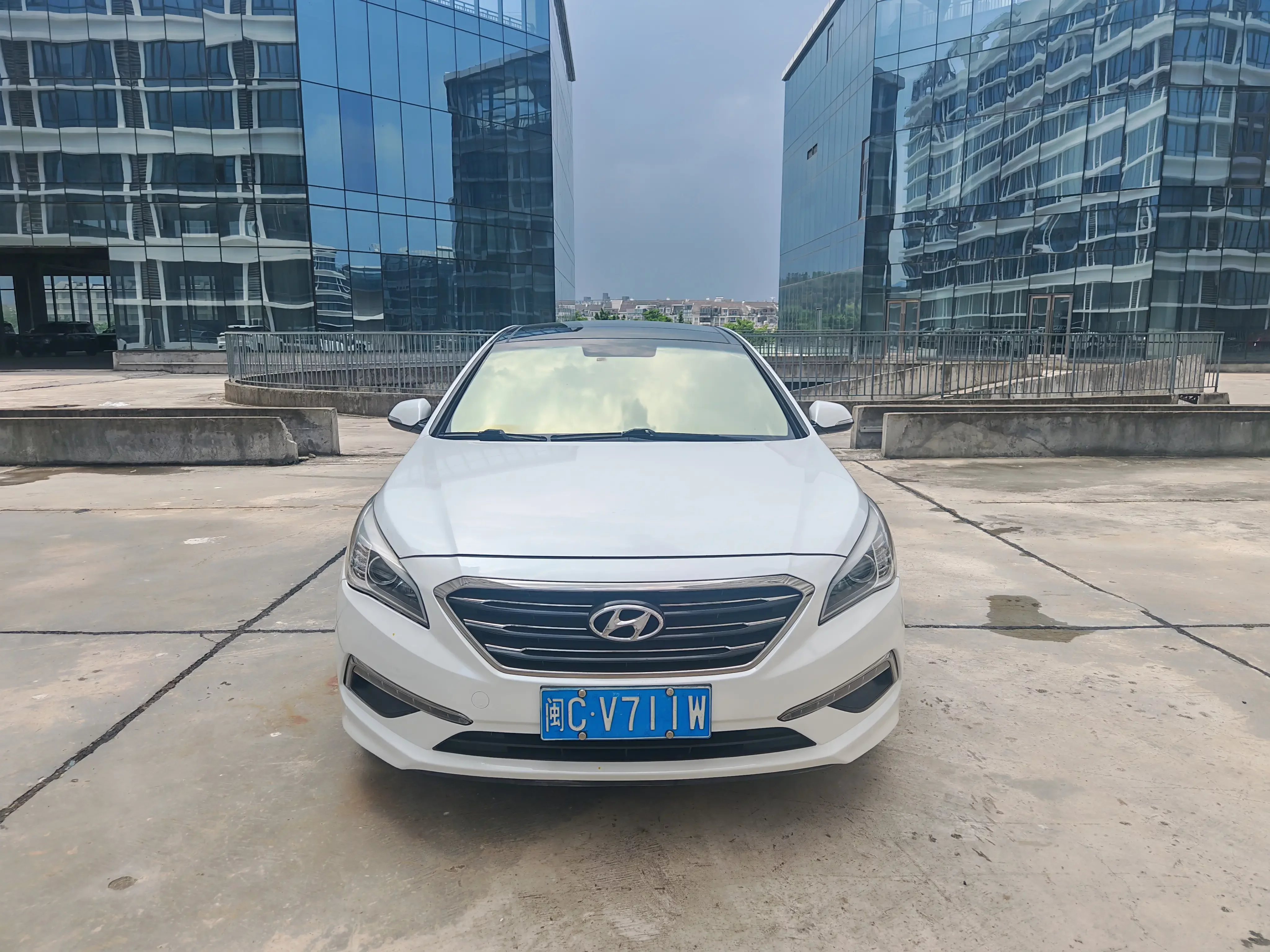 Hyundai sonata nine