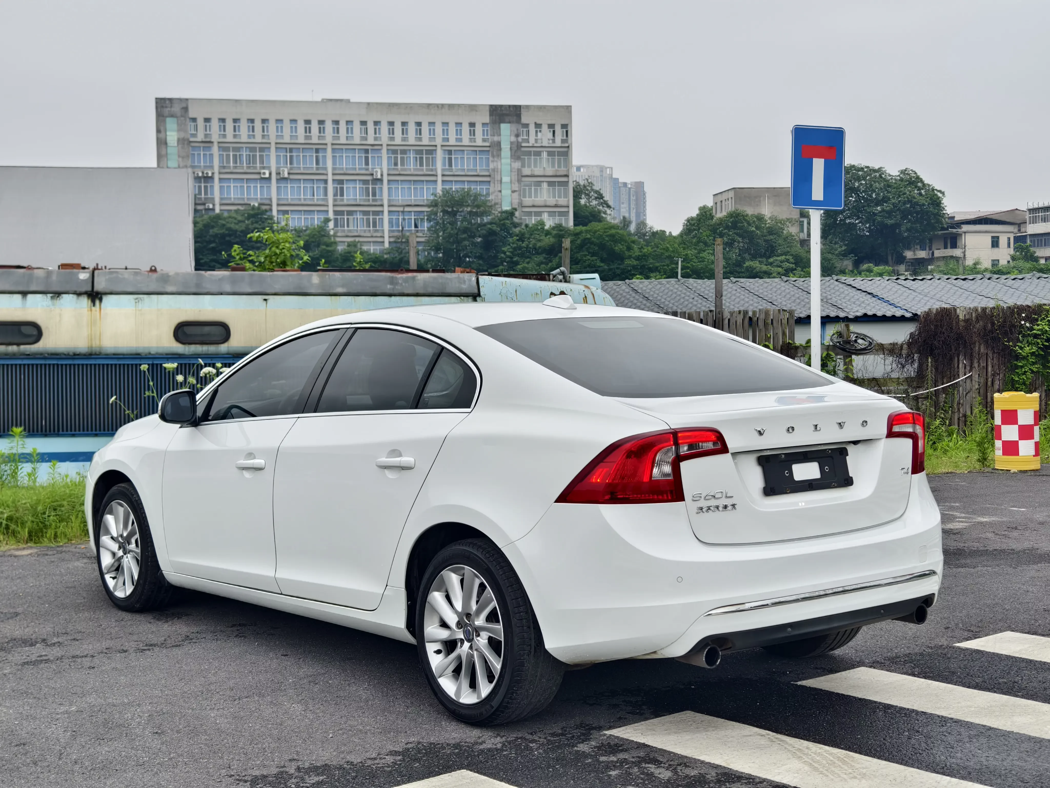 Volvo S60