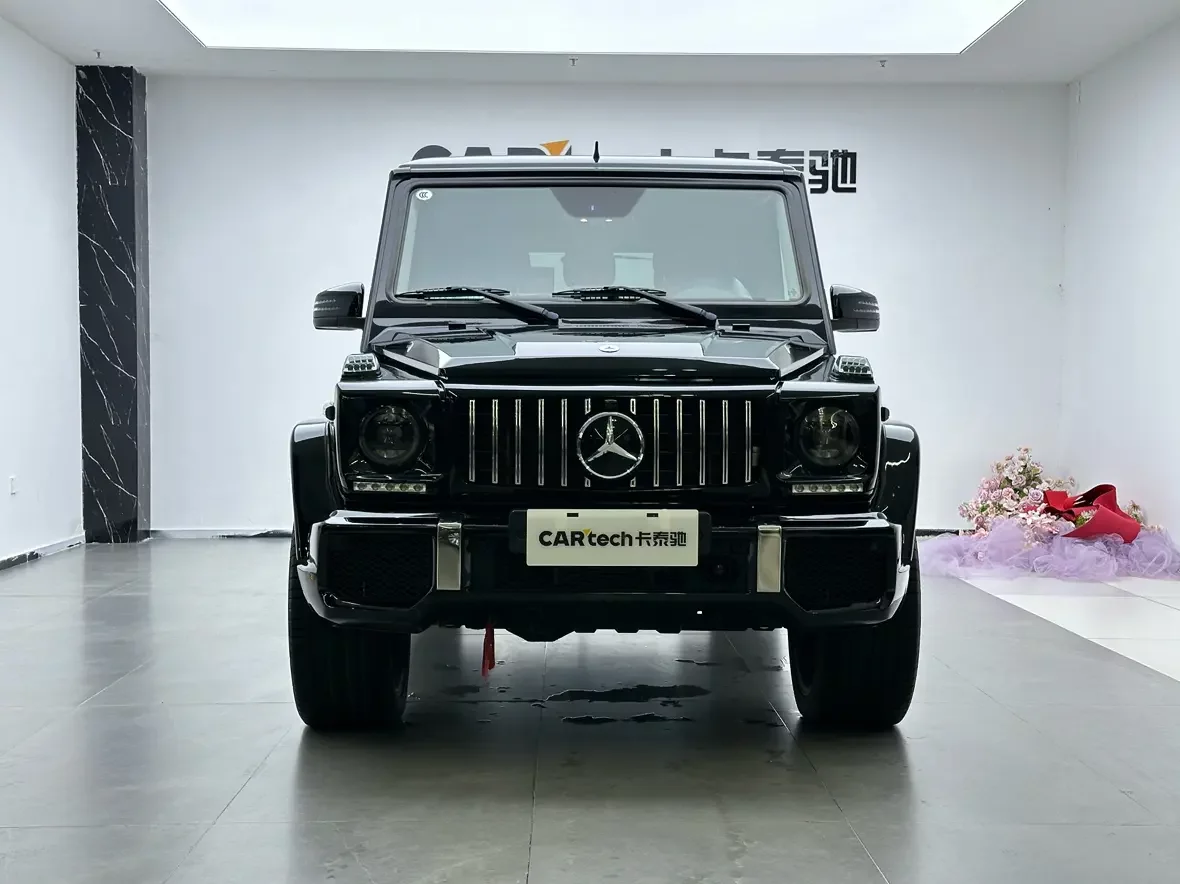 Mercedes-Benz G Class