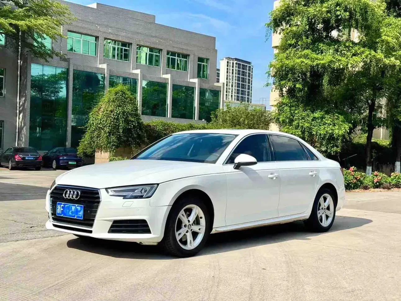 Audi A4L