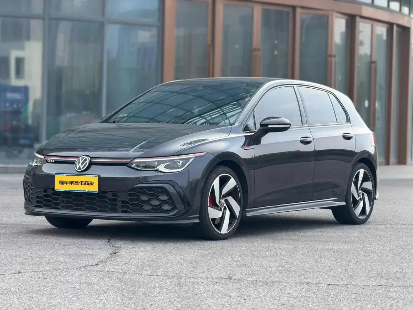 Volkswagen Golf GTI