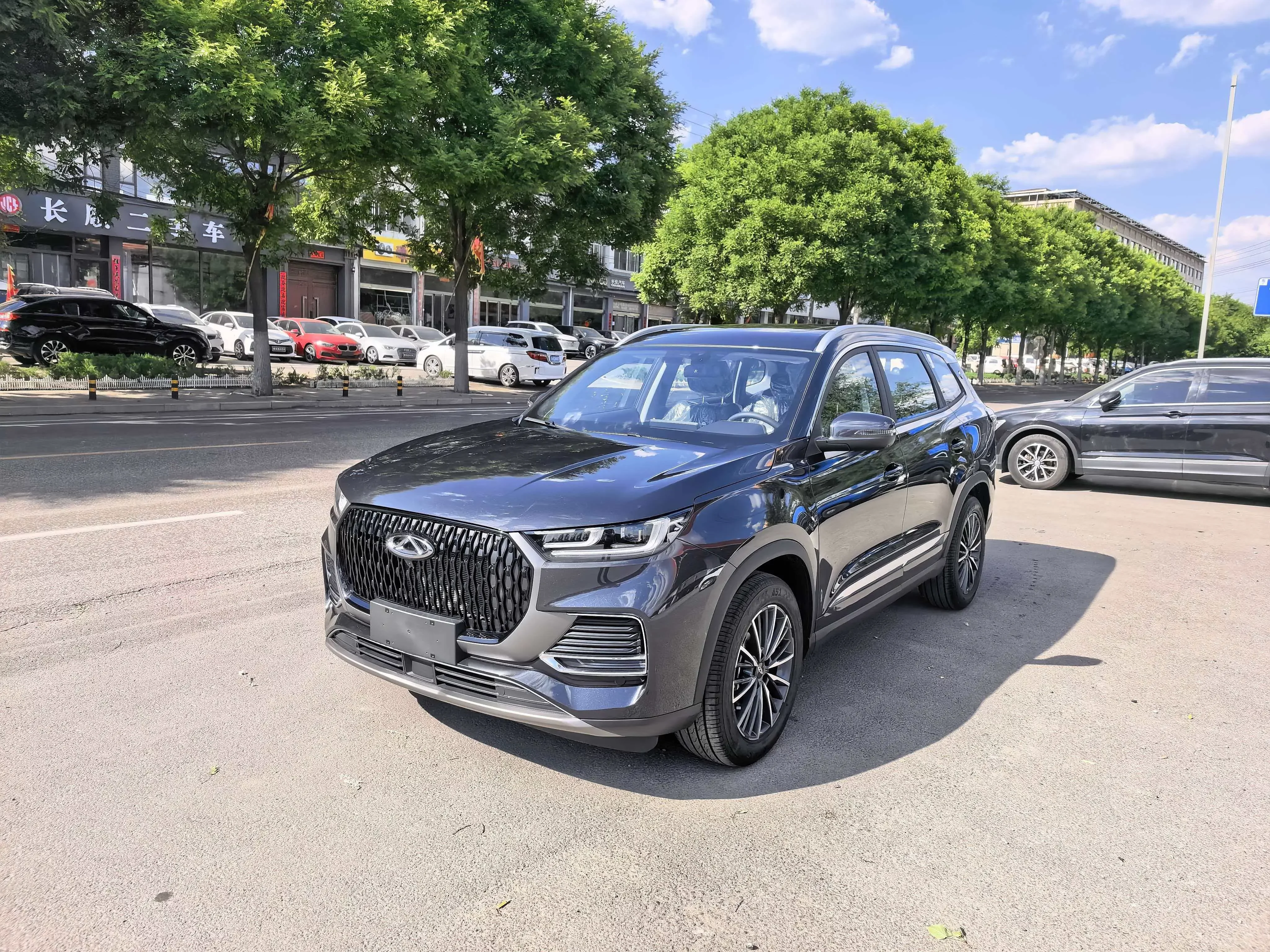Chery Tiggo 8