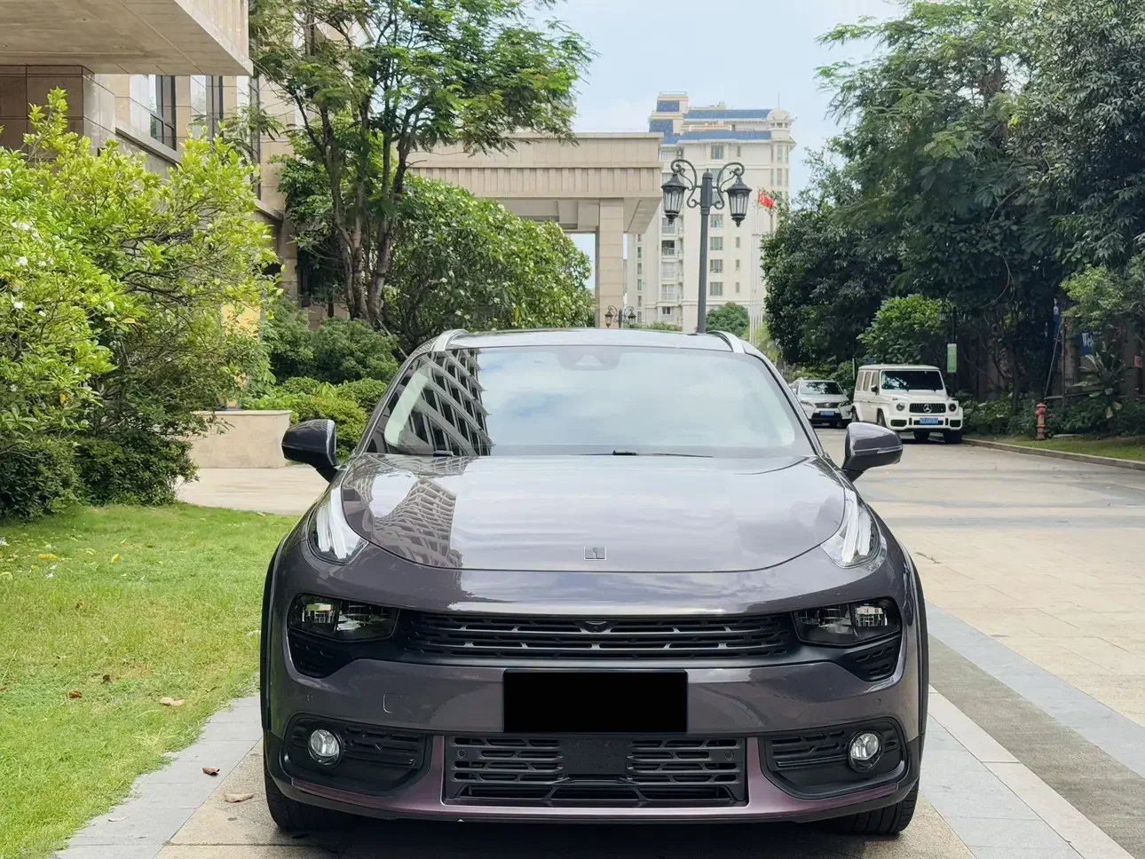Lynk & Co 02