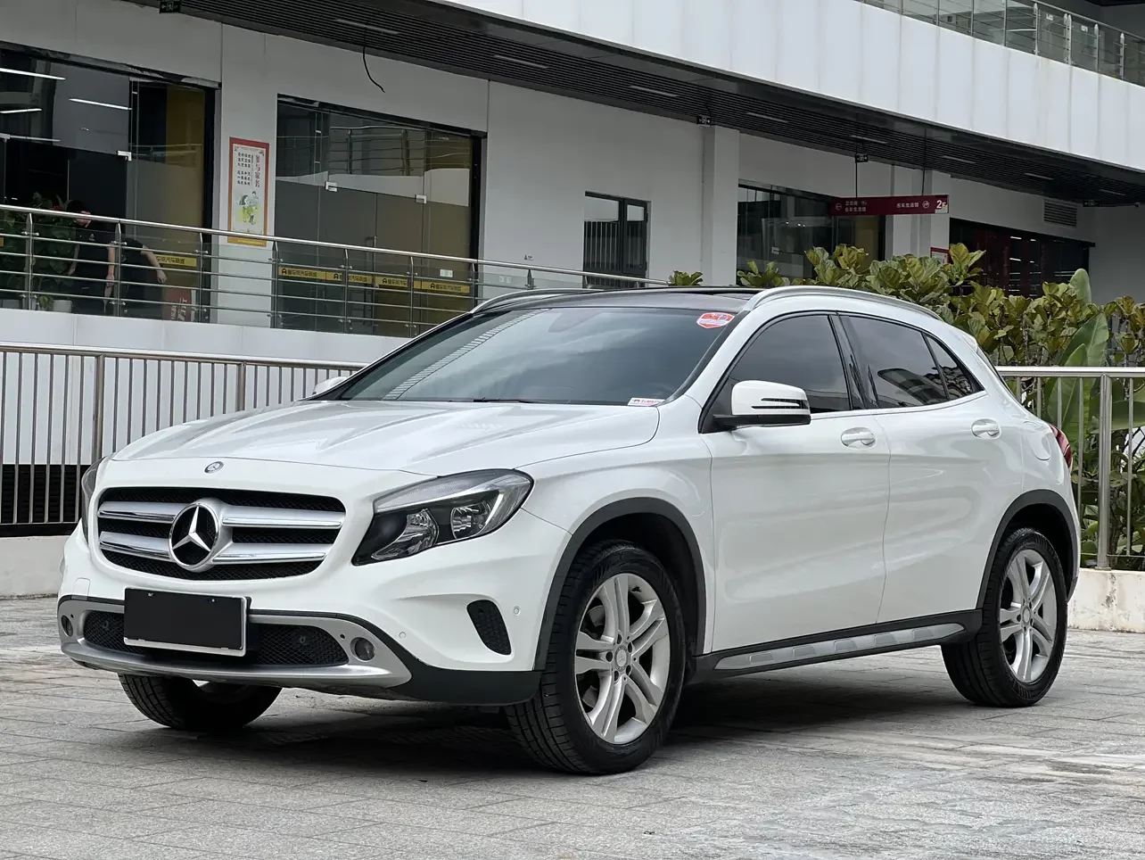 Mercedes-Benz GLA