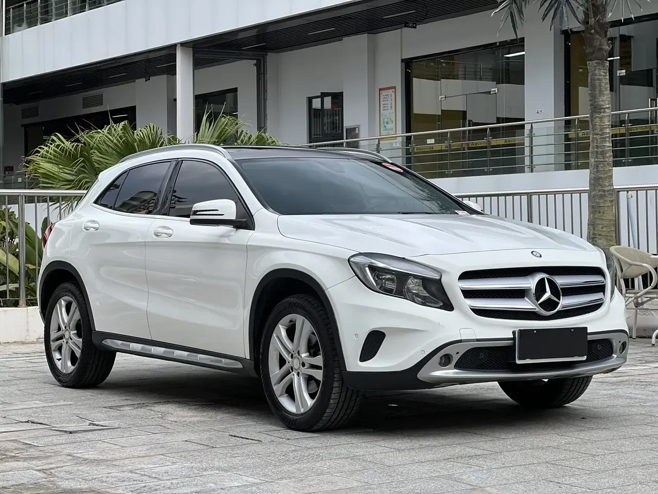 Mercedes-Benz GLA