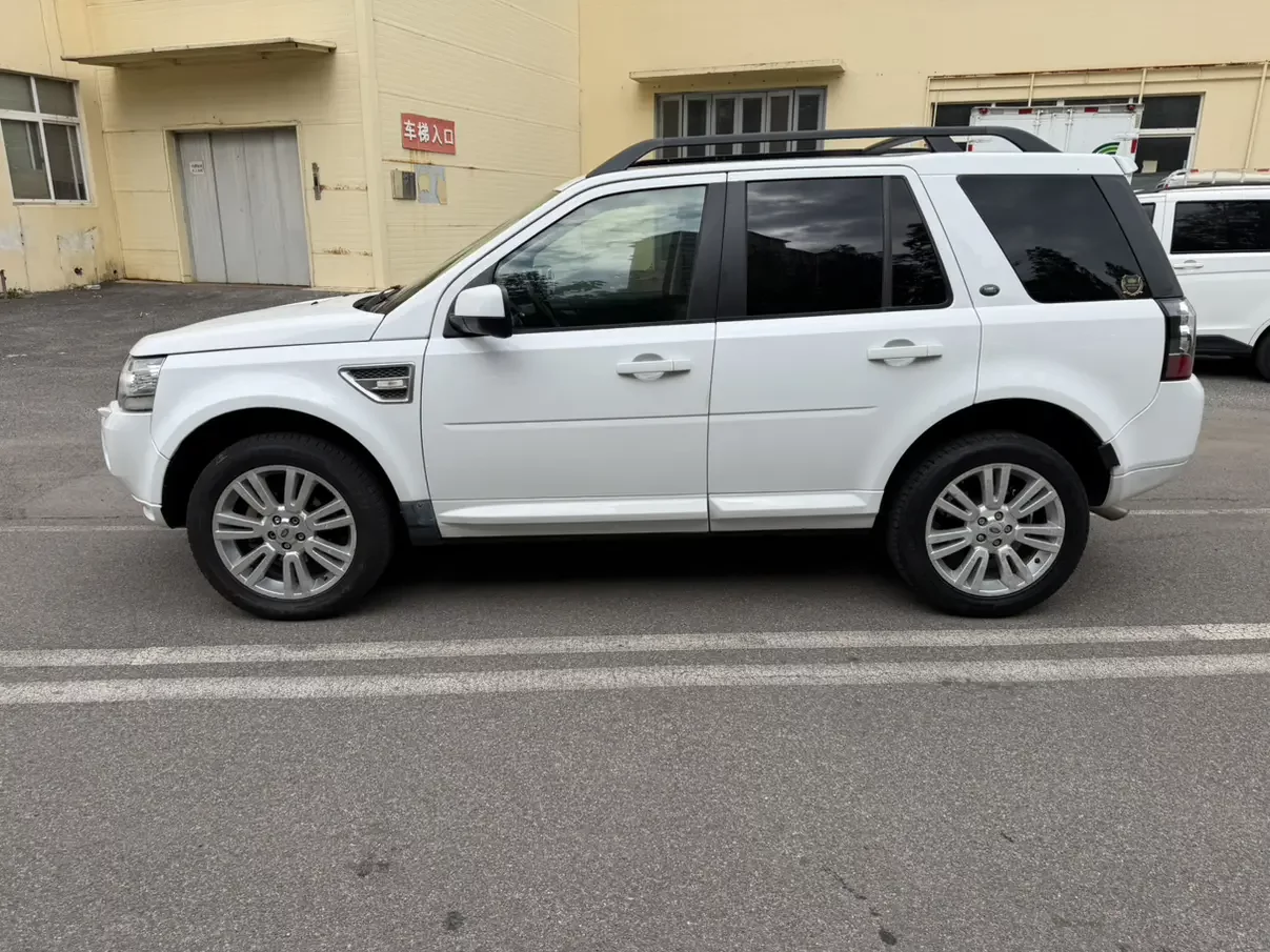 Land Rover Freelander 2
