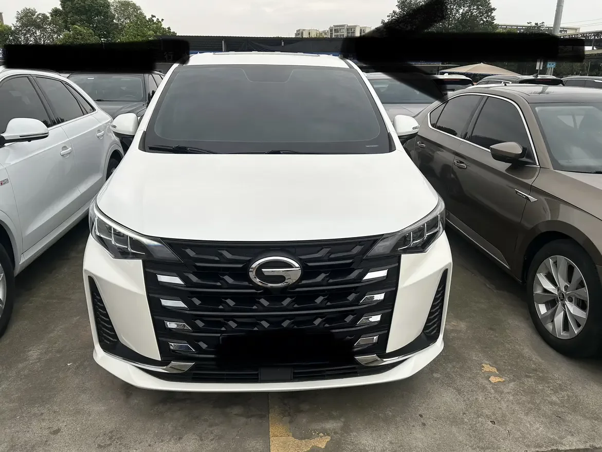 GAC Trumpchi M6  из Китая