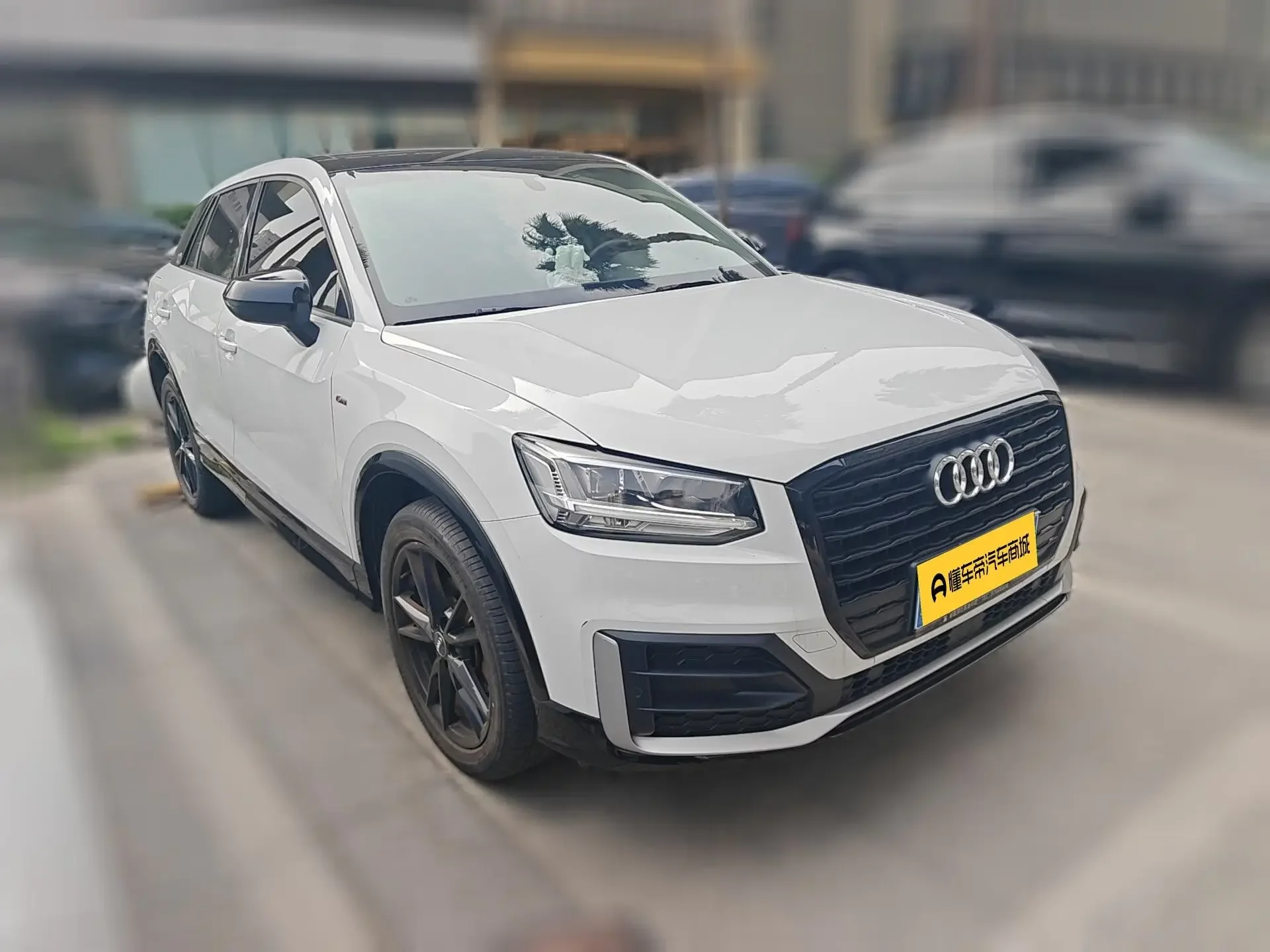 Audi Q2L