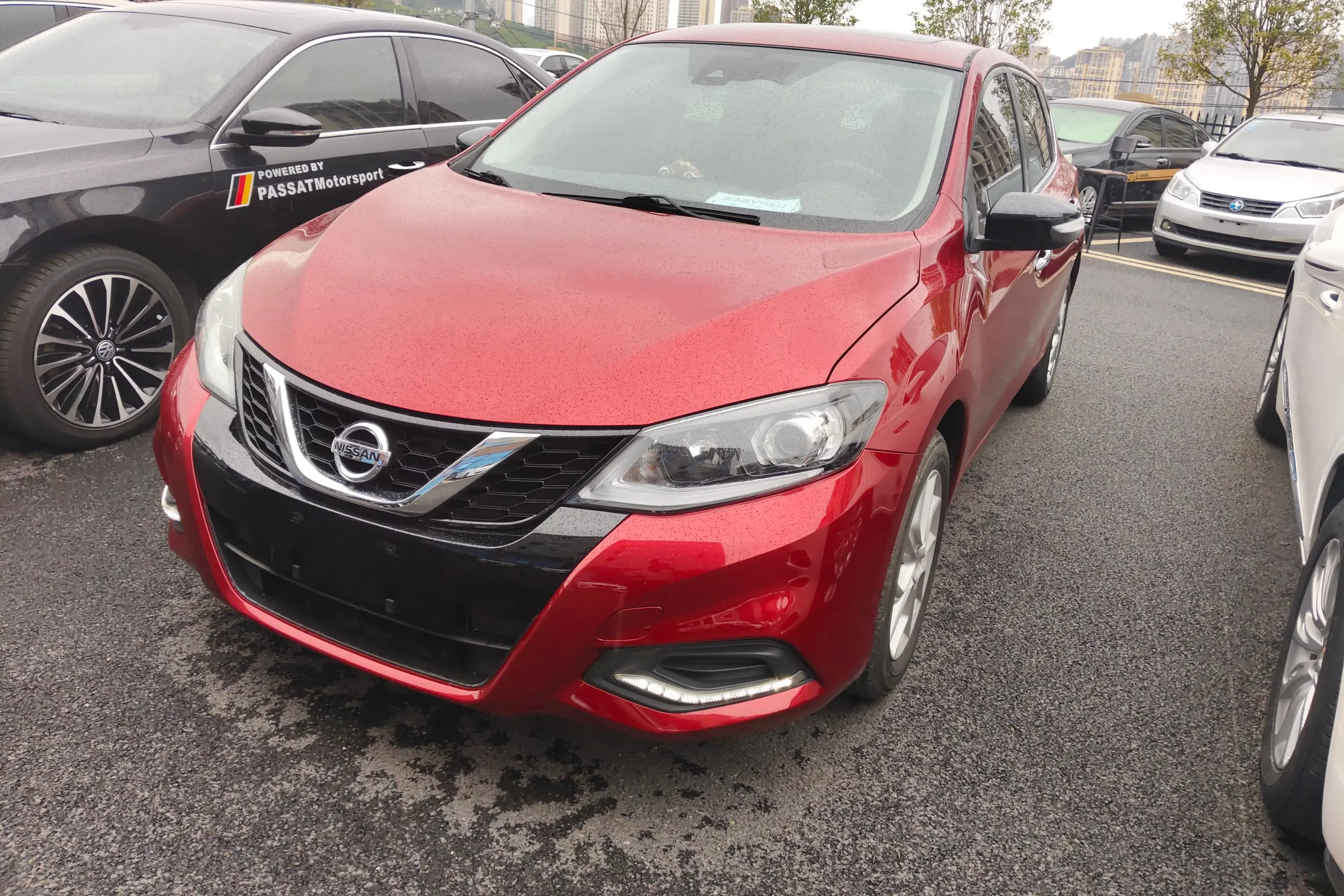 Nissan Tiida