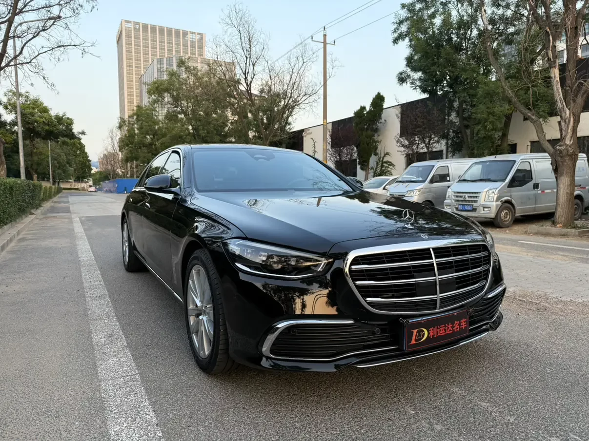 Mercedes-Benz S Class