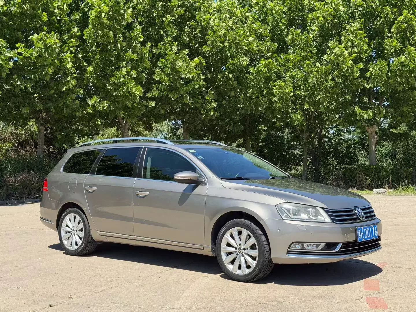 Volkswagen Magotan