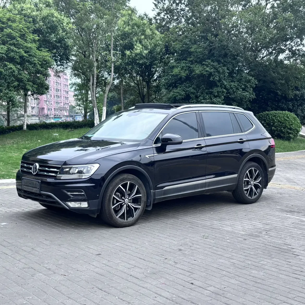 Volkswagen Tiguan L