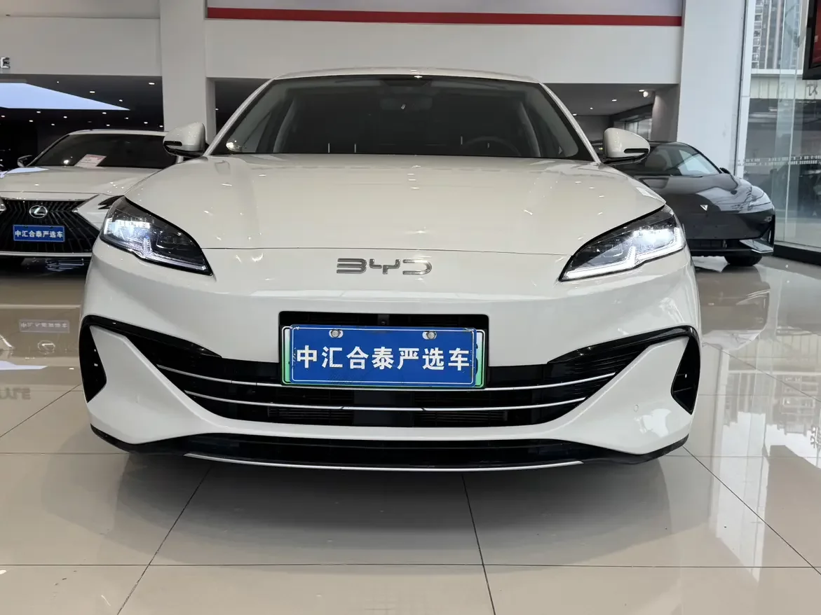 BYD Seal 06DM