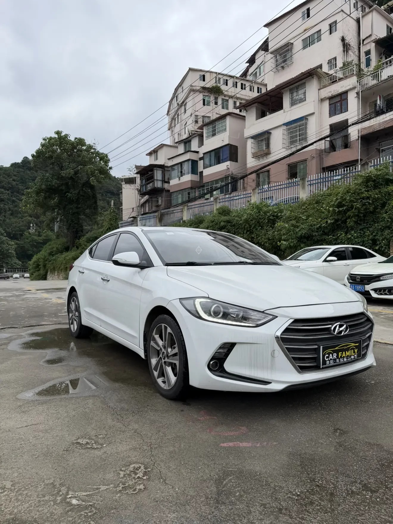Hyundai lead