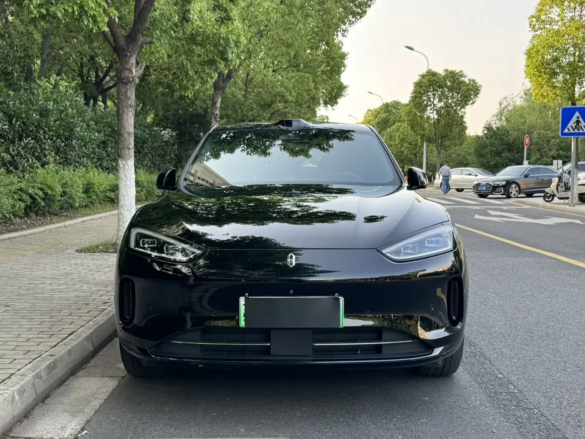 AITO M5