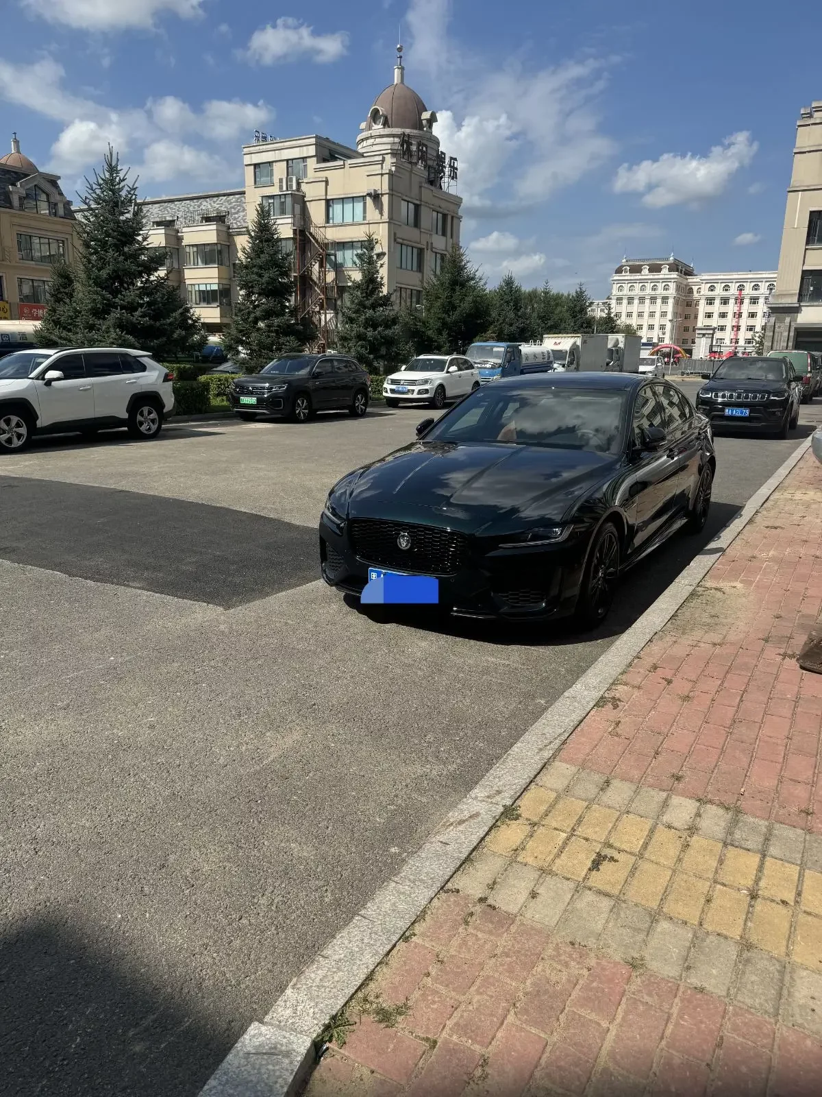 Jaguar XEL