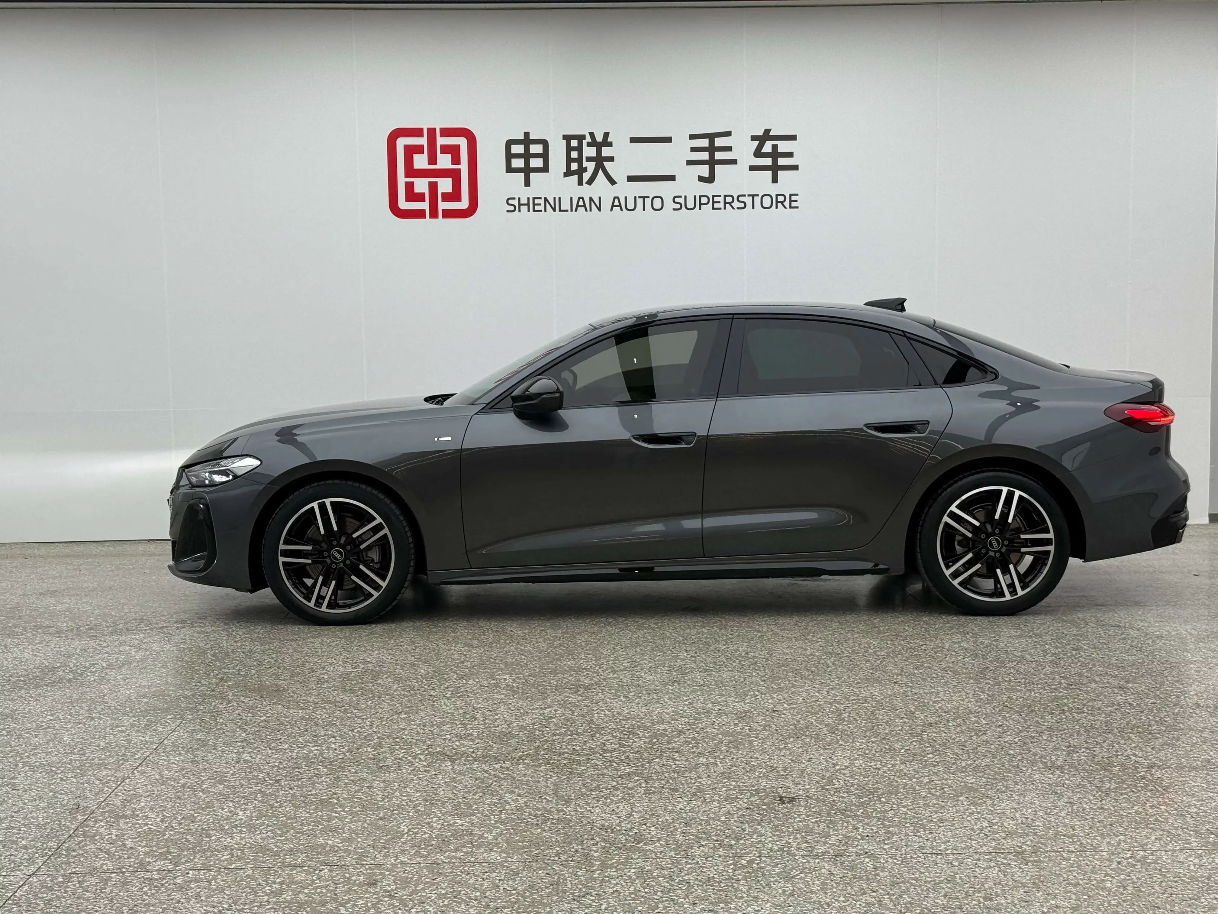 Audi A5L