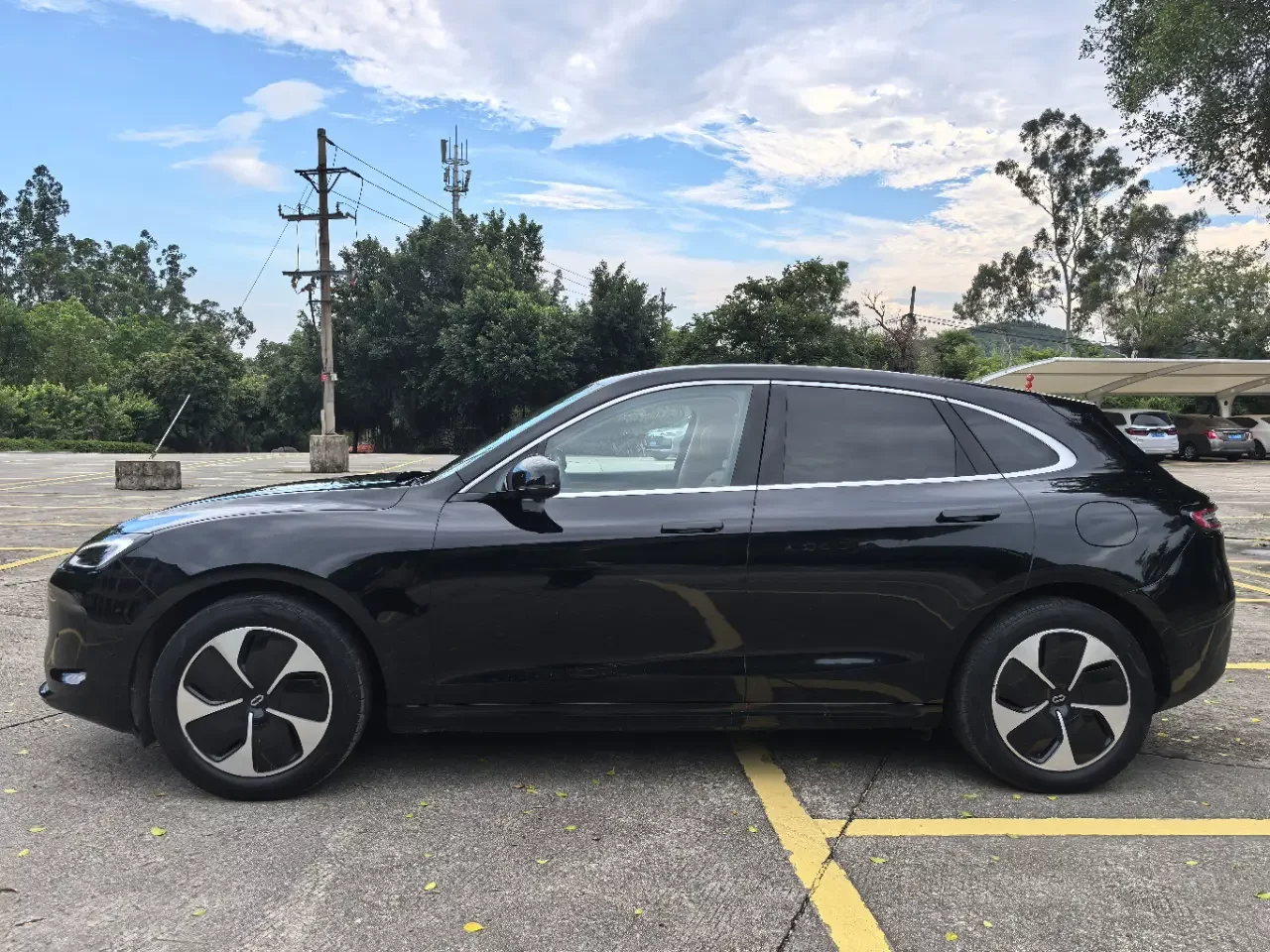 AITO M5