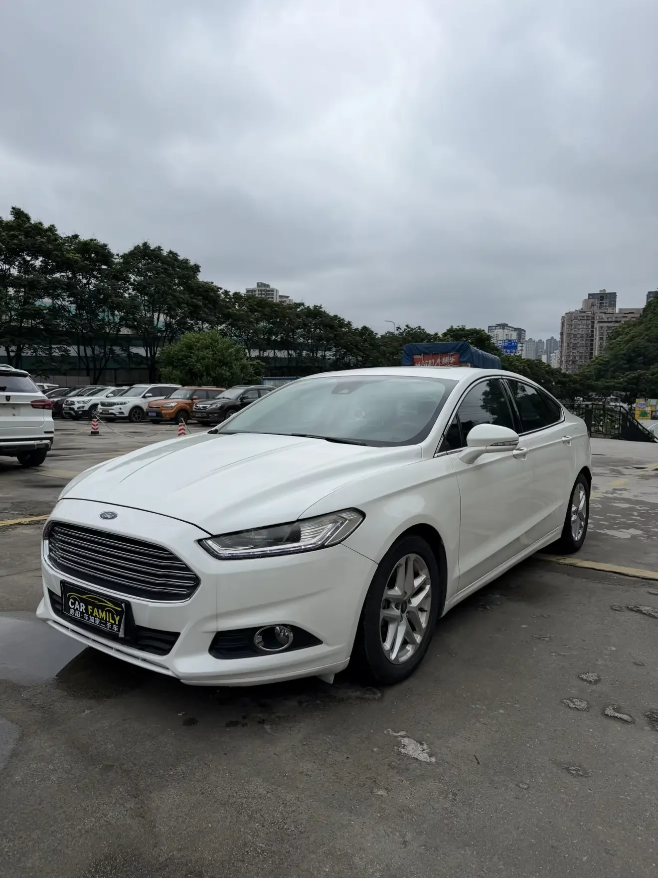 Ford Mondeo