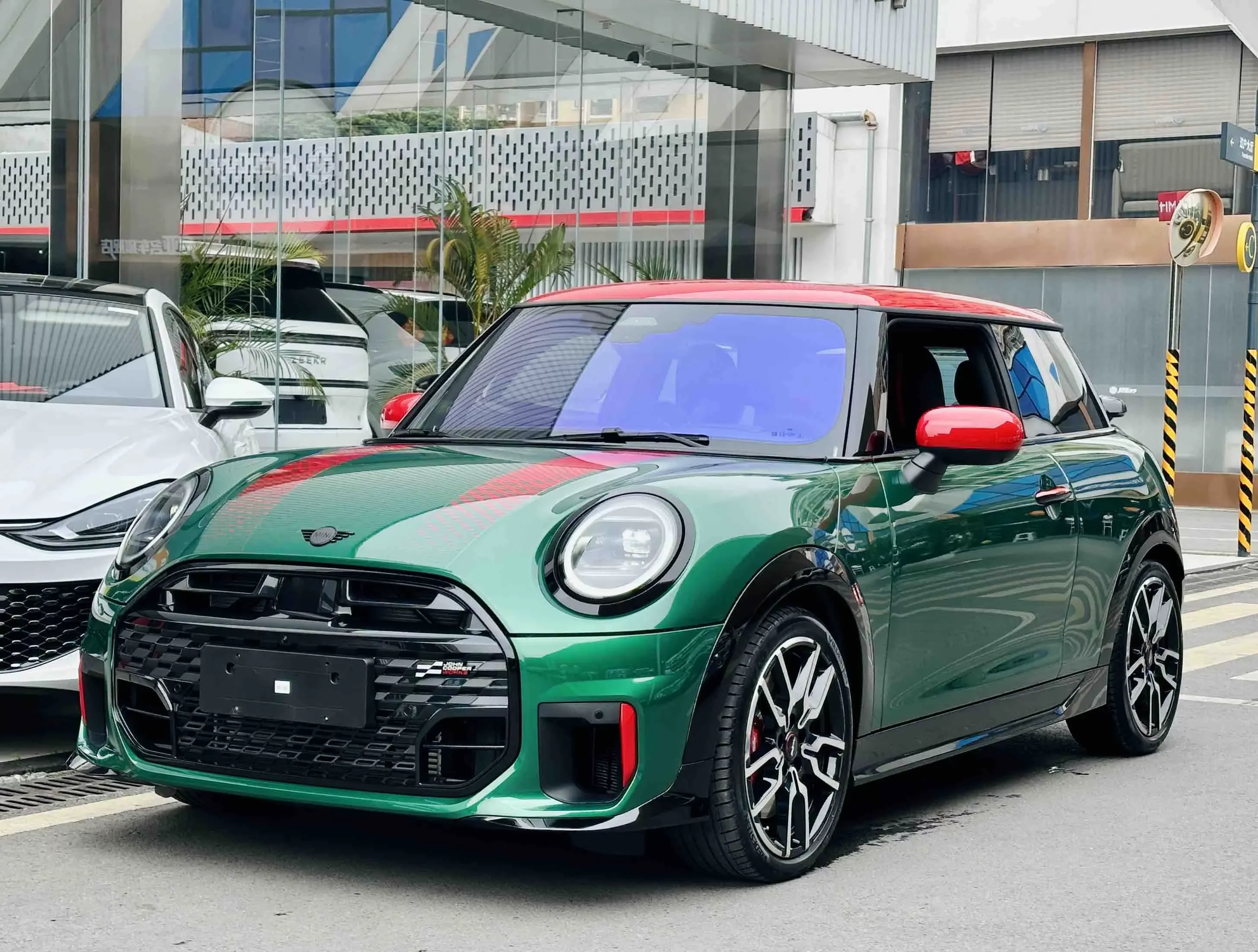 MINI JCW
