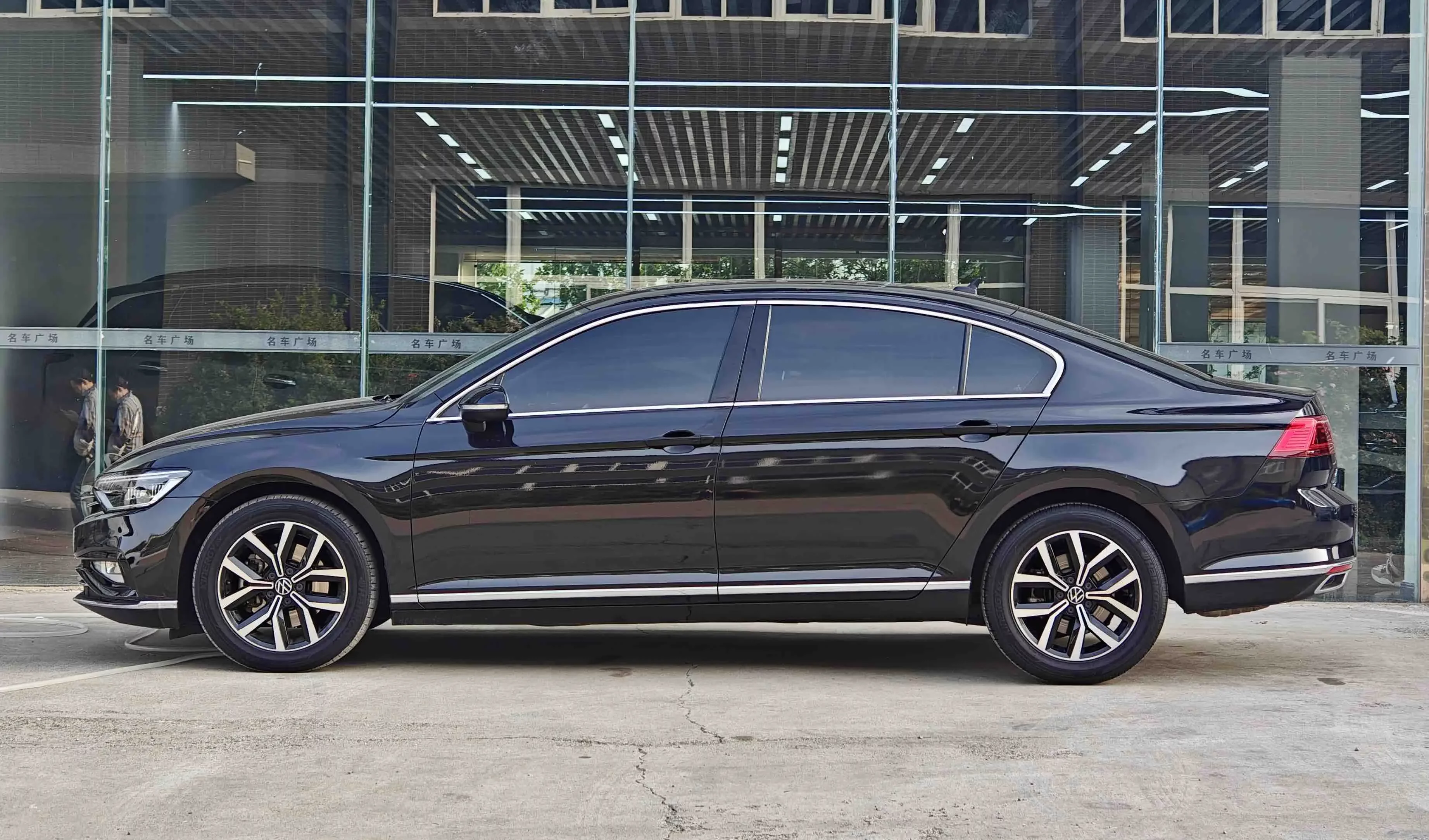 Volkswagen Magotan
