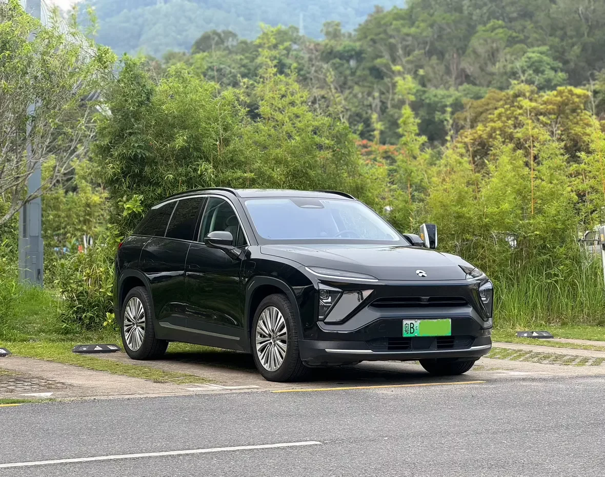 NIO ES6