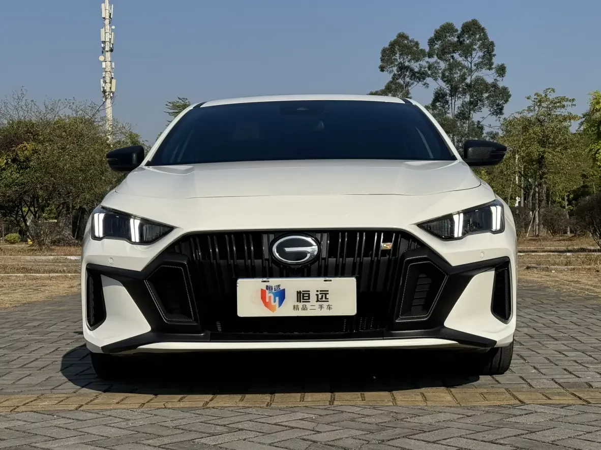 GAC Trumpchi Empow  из Китая