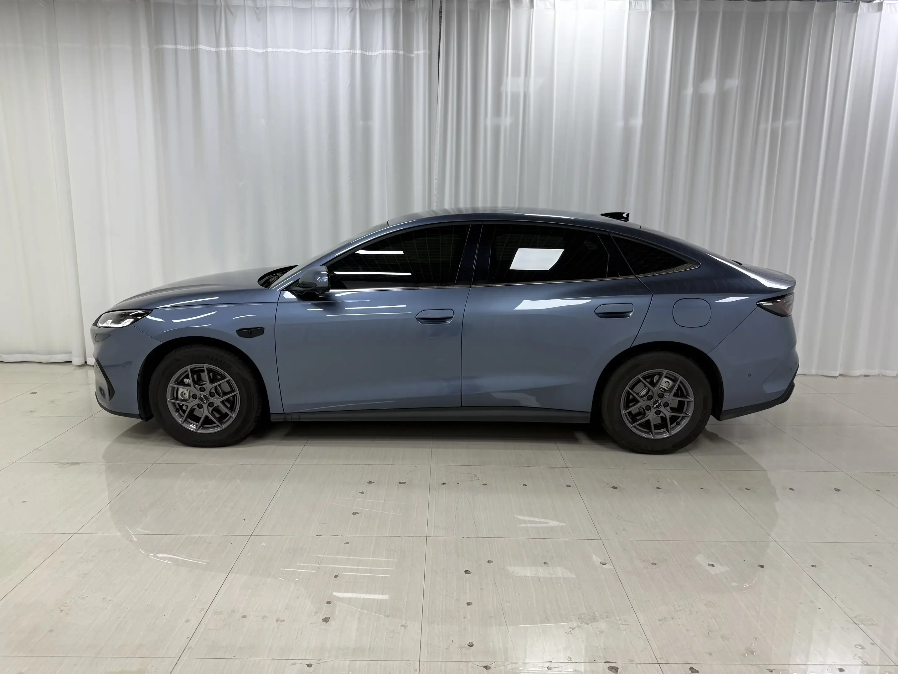 BYD Seal 06DM
