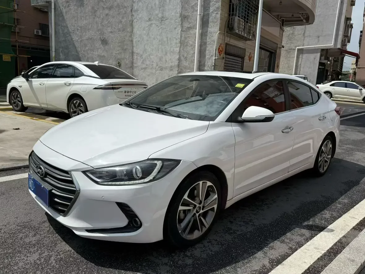 Hyundai lead