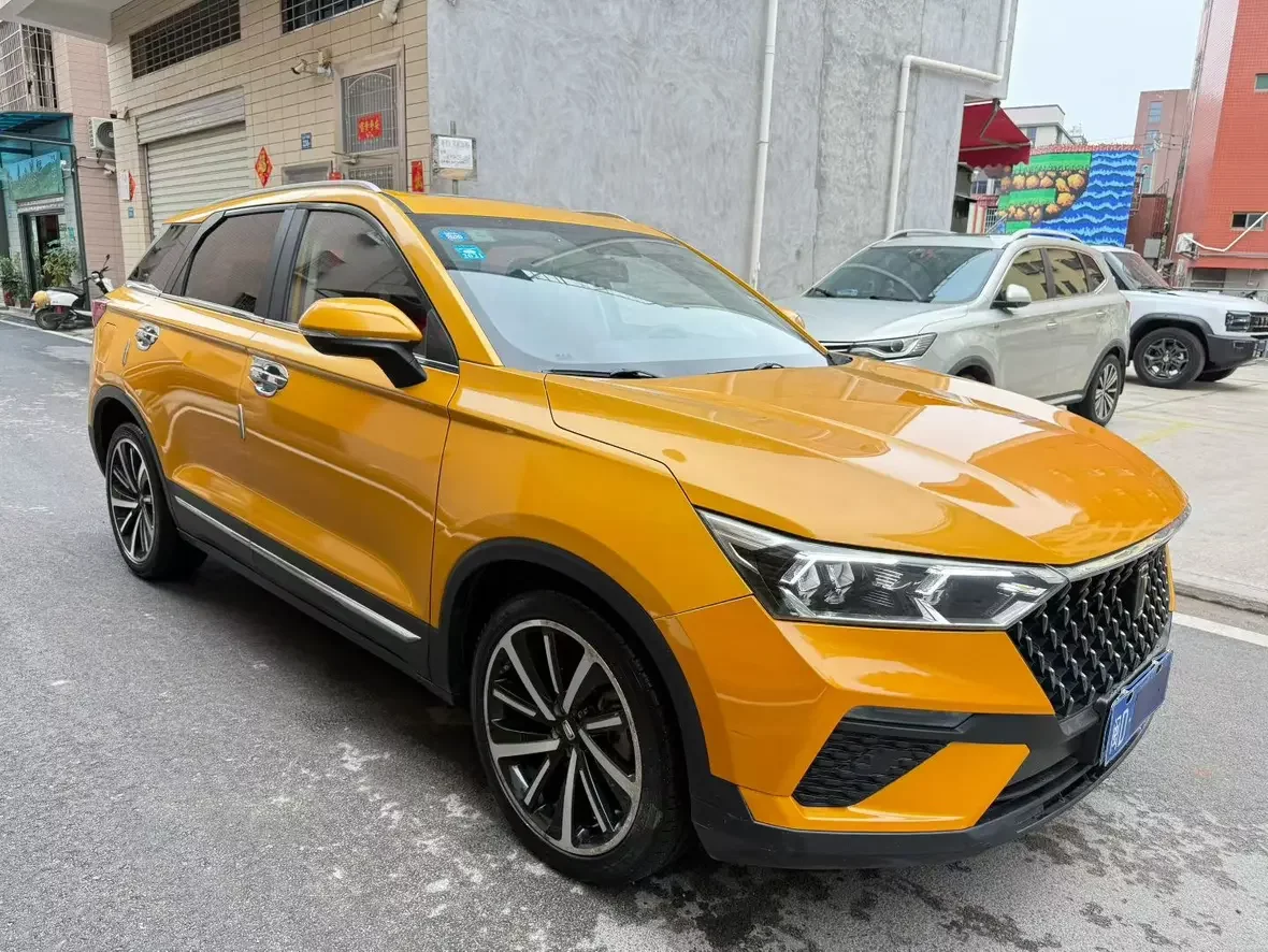 FAW Bestune T77