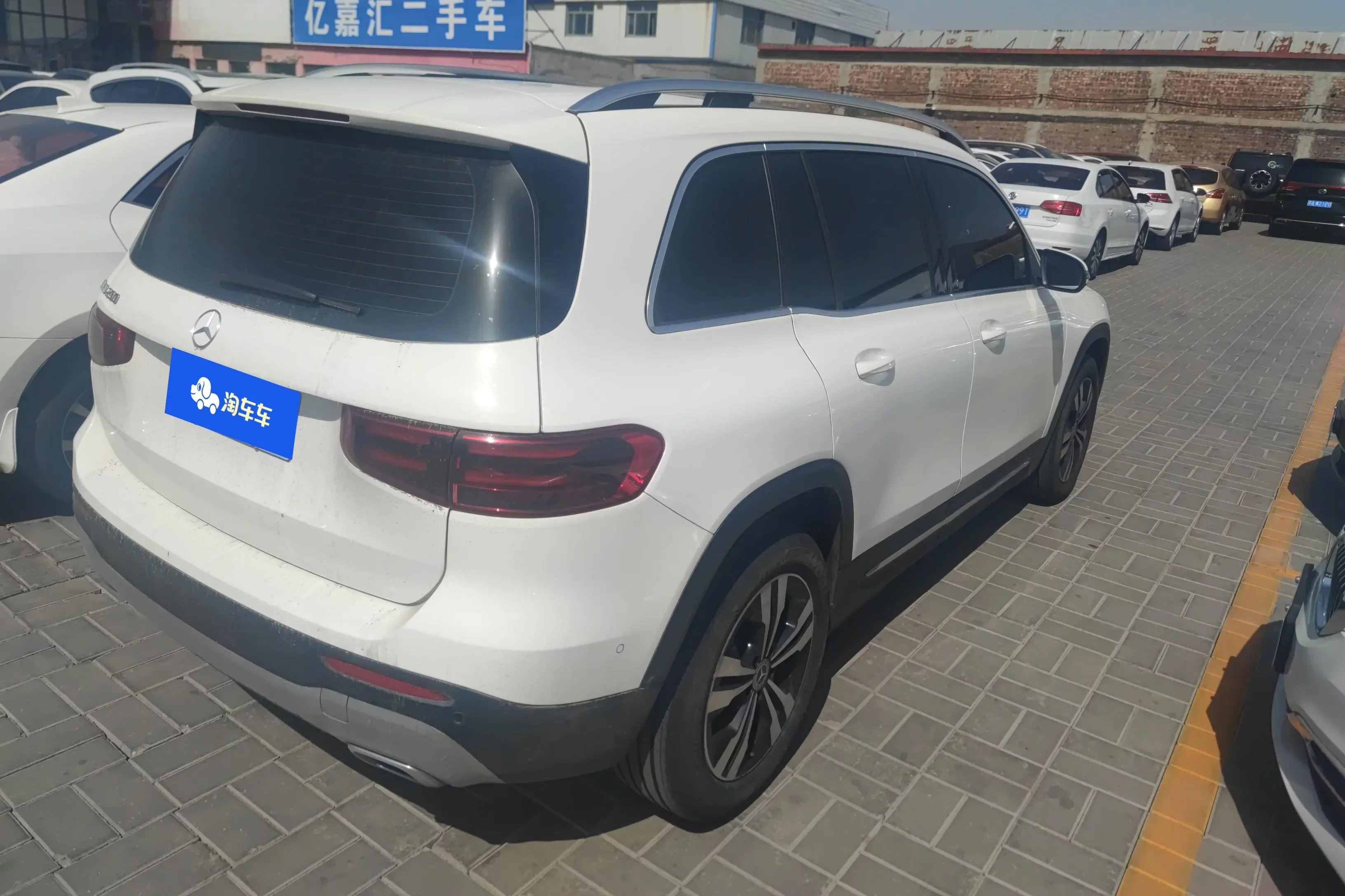 Mercedes-Benz GLB